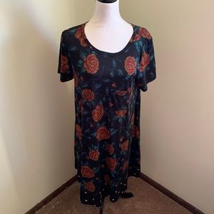 EUC LuLaRoe Dipped Carly